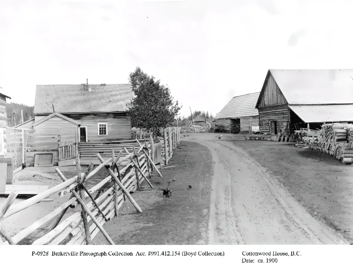 Cottonwood_House_and_Cariboo_Wagon_Road_P0928.webp